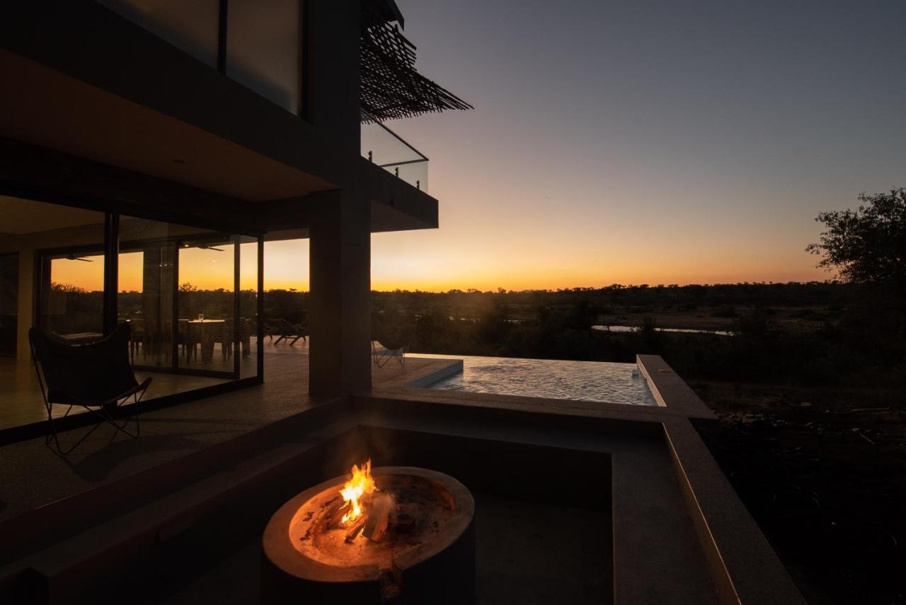 Tamboti River Lodge Hectorspruit Exterior foto